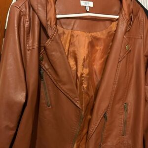 Tobi  leather short jacket with hood with lining